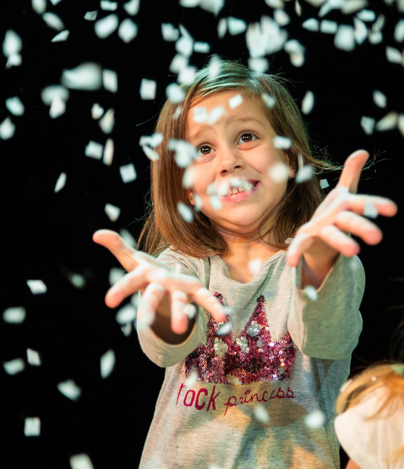 Малыш и кот