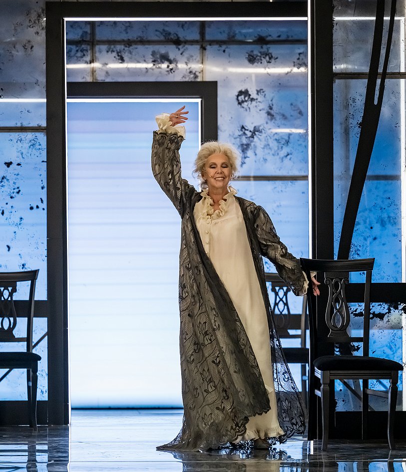 Скучная история