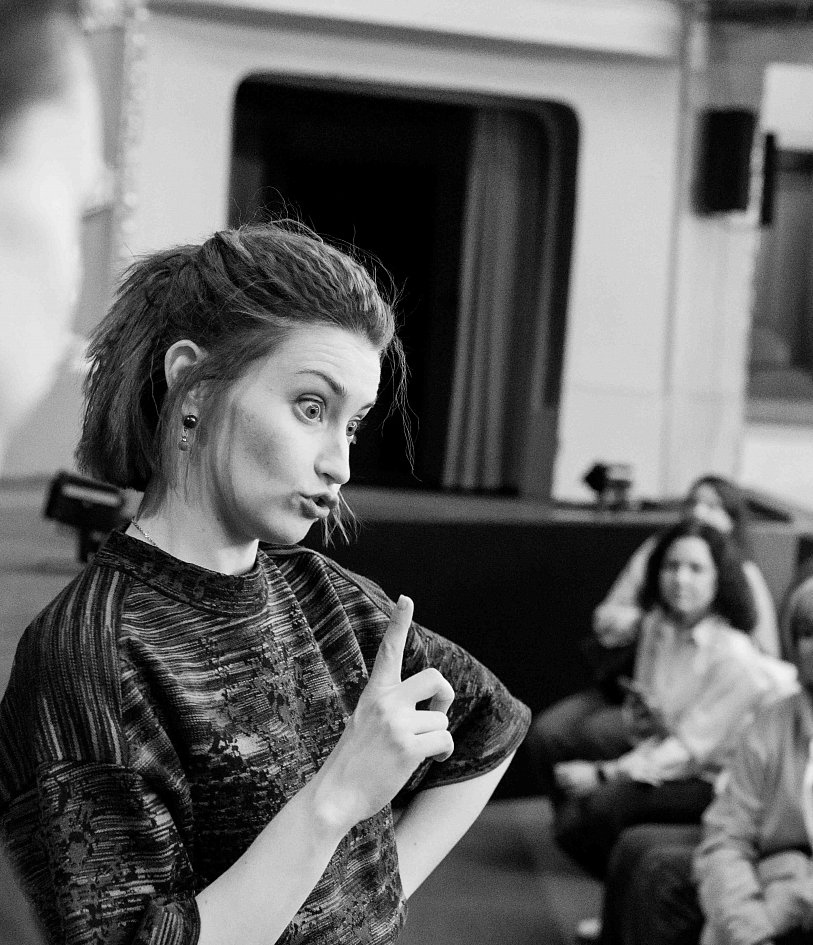 Детская экскурсия по исторической сцене Театра Маяковского