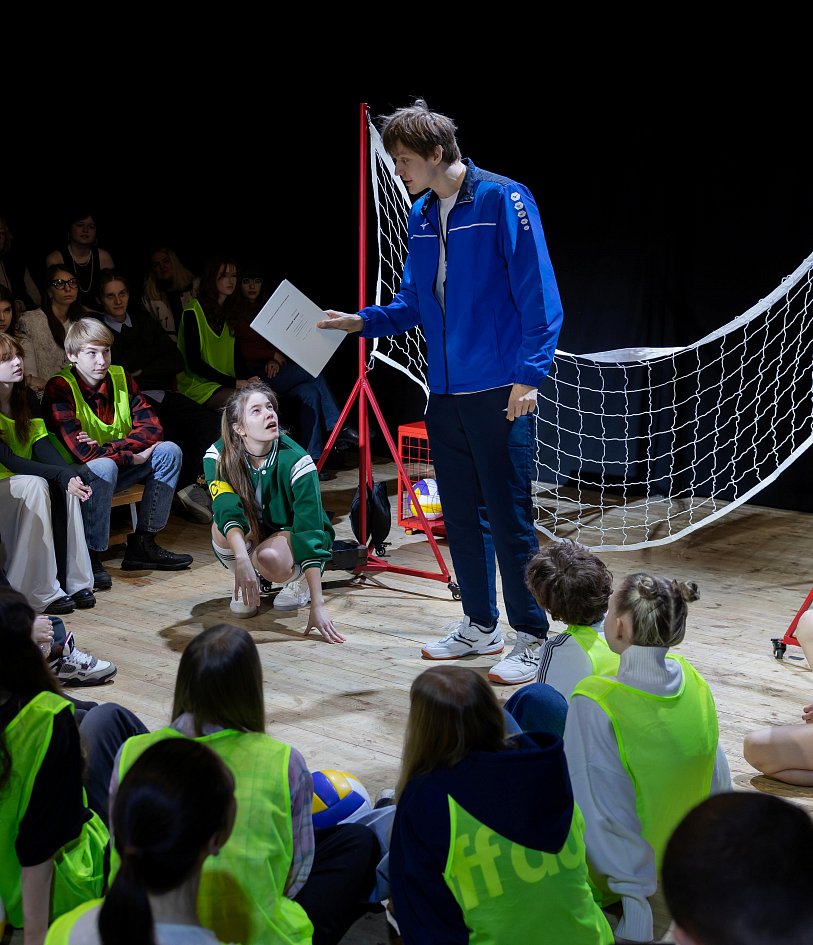 Восьмиклассница